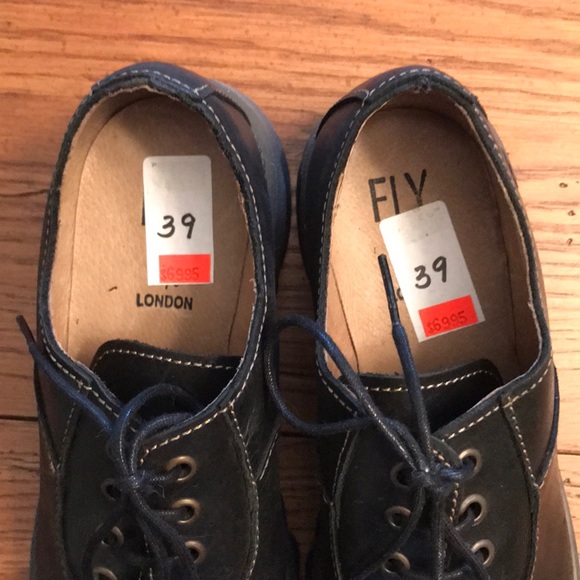 Fly London - Picture 3 of 4